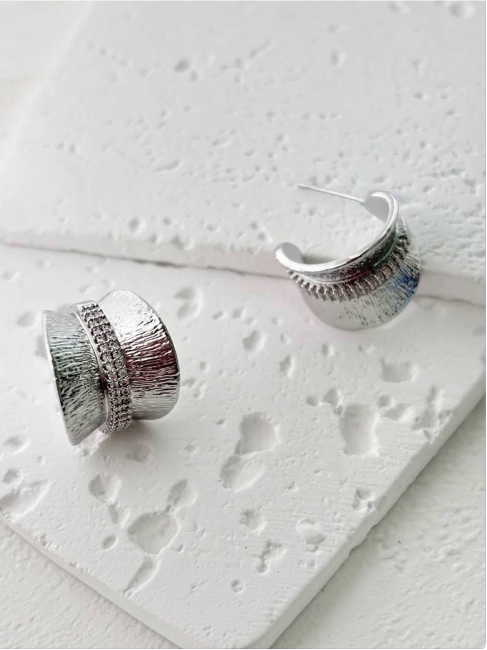 Textured Hoop Earrings with CZ Accent NWT Platinum Plated Brass